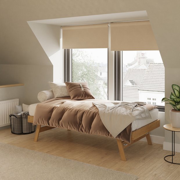 GFW single wooden trundle bed with oak finish, UK version