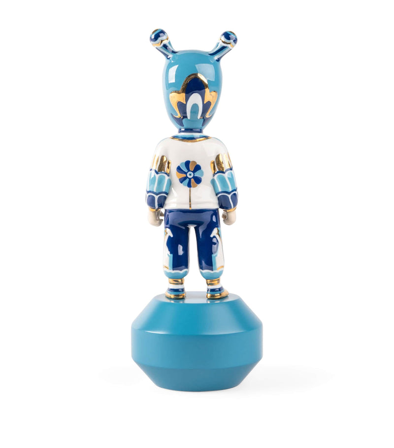Lladró porcelain figurine by Kzeng Jiang Small, UK version