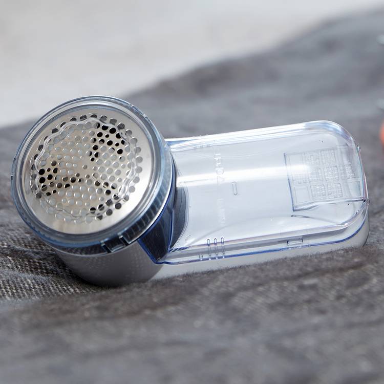 JML Bobble Off fabric shaver for removing lint and bobbles British product