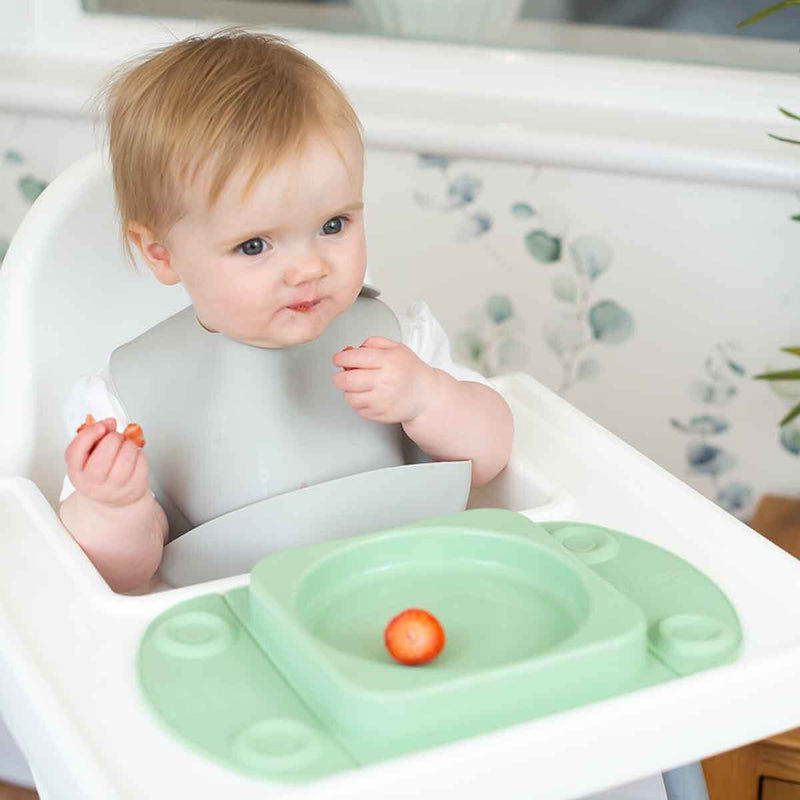 EasyTots EasyMat weaning plate in 5 colours - British product