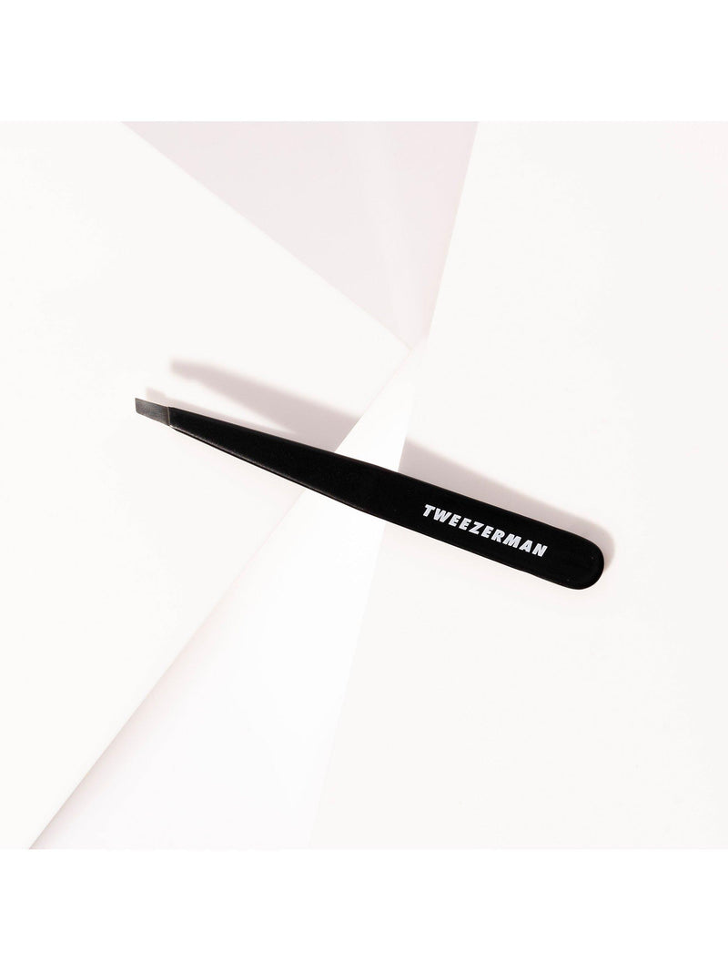 Tweezerman professional slant tweezer in black (British brand)
