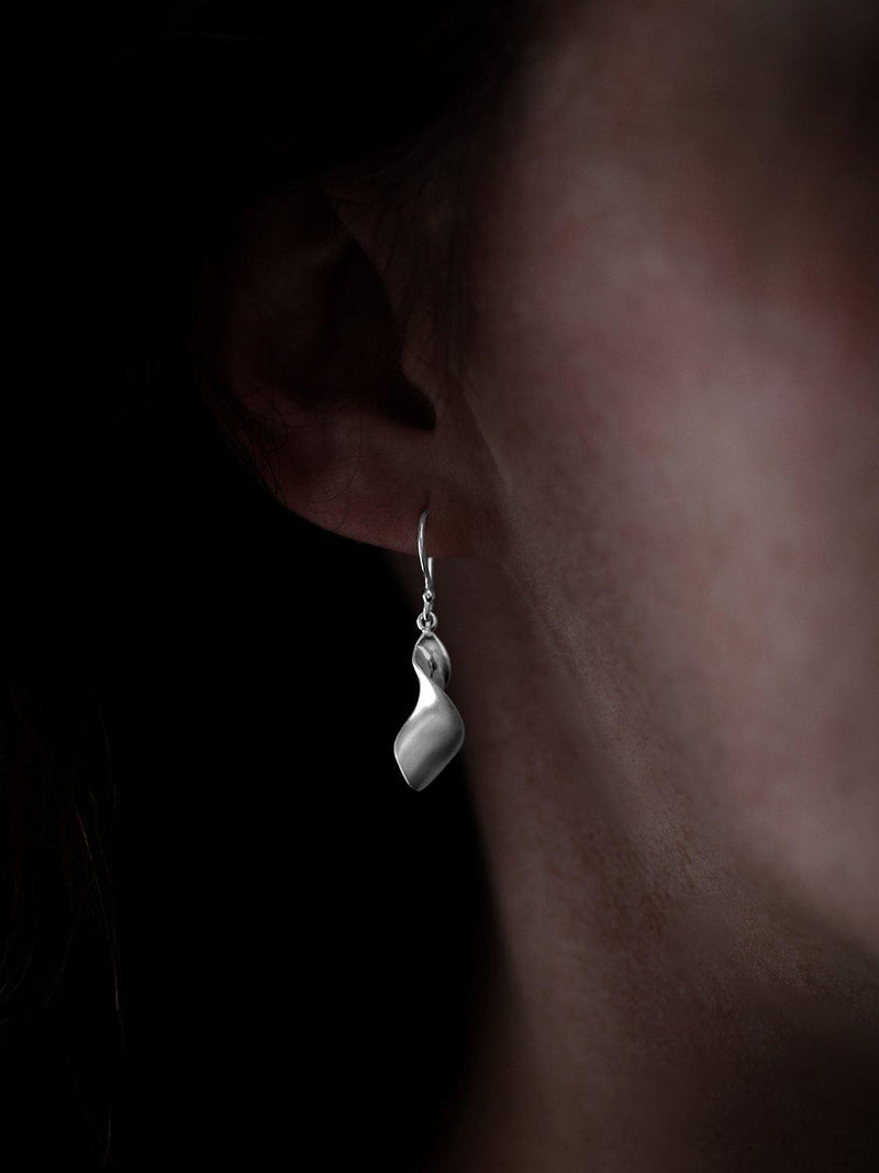 Nina B sterling silver drop earrings 3.5cm (British brand)