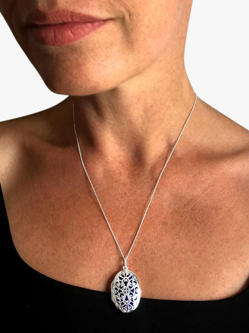 Nina B locket pendant necklace silver, UK version