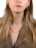E.W Adams graduating white pearl necklace 9ct yellow gold - British product