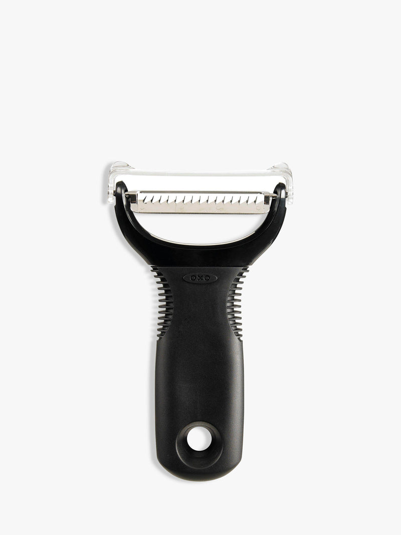 OXO Julienne Peeler with safety cover - British product