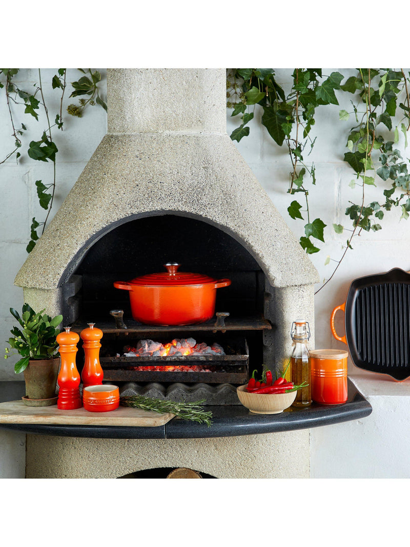 Le Creuset classic salt mill, UK version