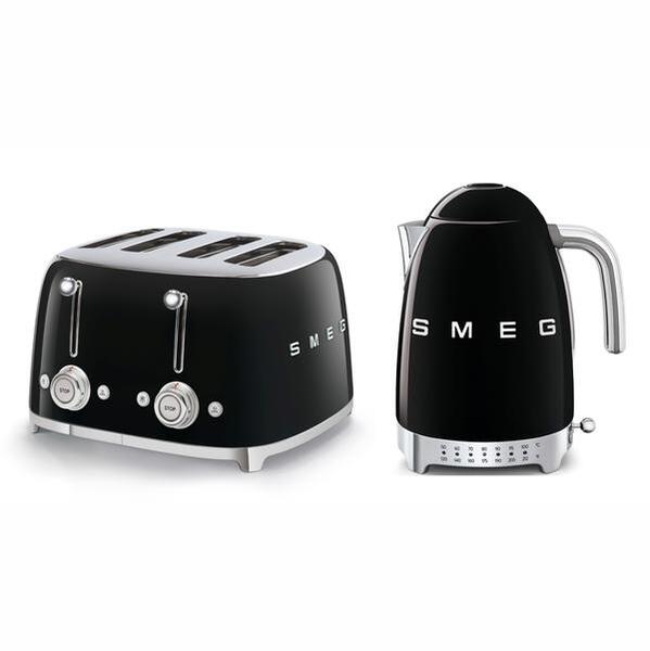 Smeg toaster and kettle set in black, UK version