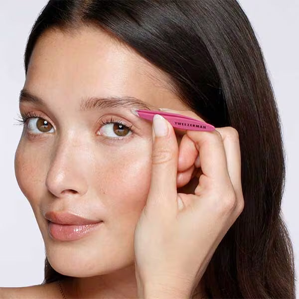 Tweezerman Pink Oval Mini Slant Tweezer (British brand)