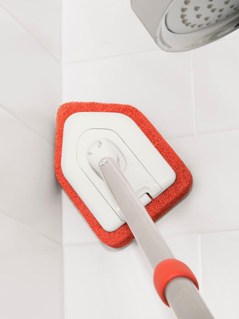 OXO Good Grips Extending Tub and Tile Scrubber 66-107cm, imported from the UK