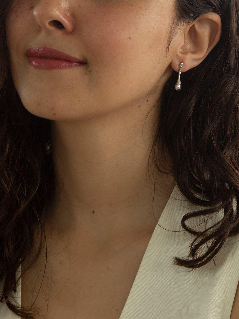 IBB bell drop earrings 9ct white gold, imported from the UK
