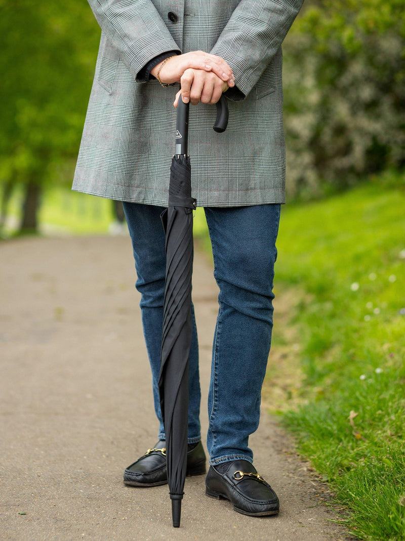 Fulton walking umbrella black 91cm, imported from the UK