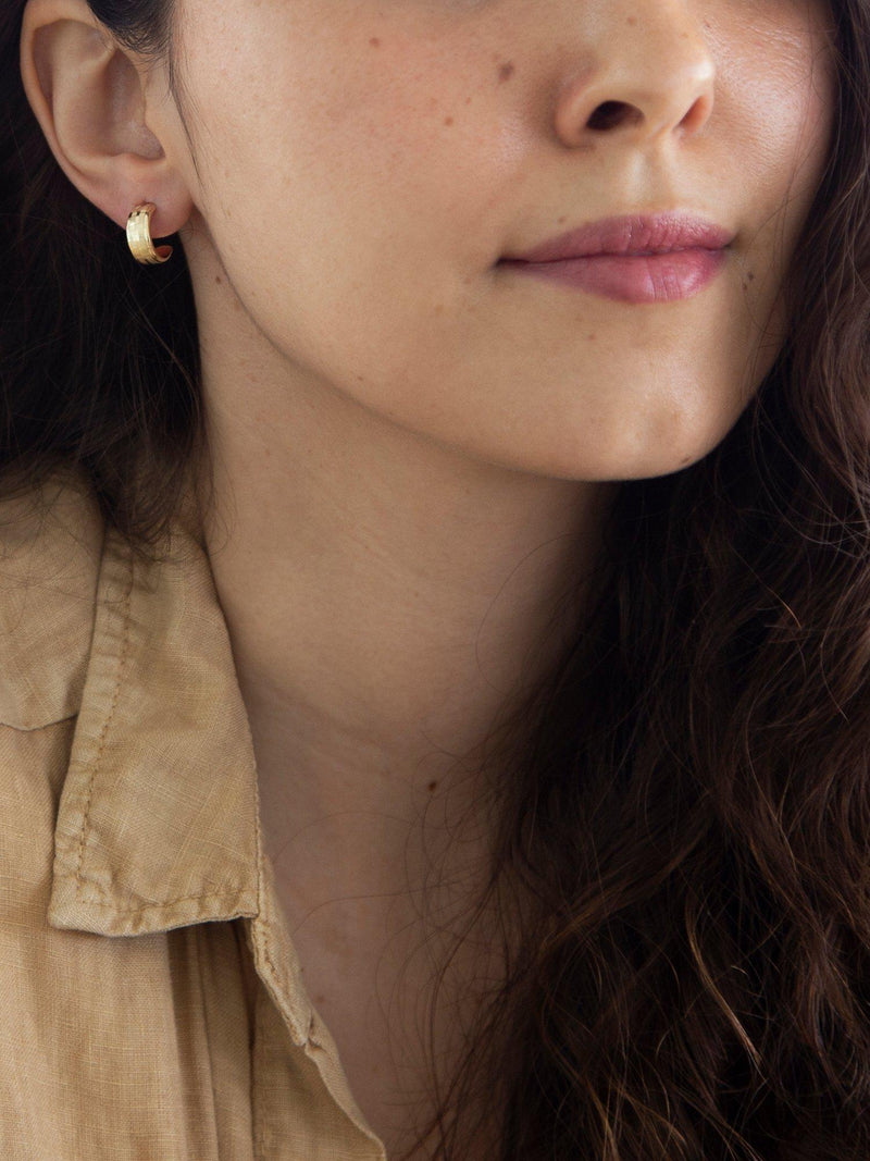 IBB 9ct gold half band earrings, UK version