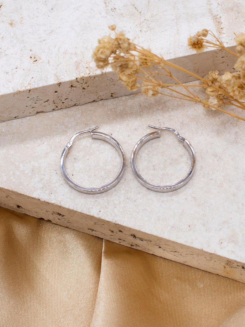 IBB 18ct white gold rectangular tube creole earrings - British product