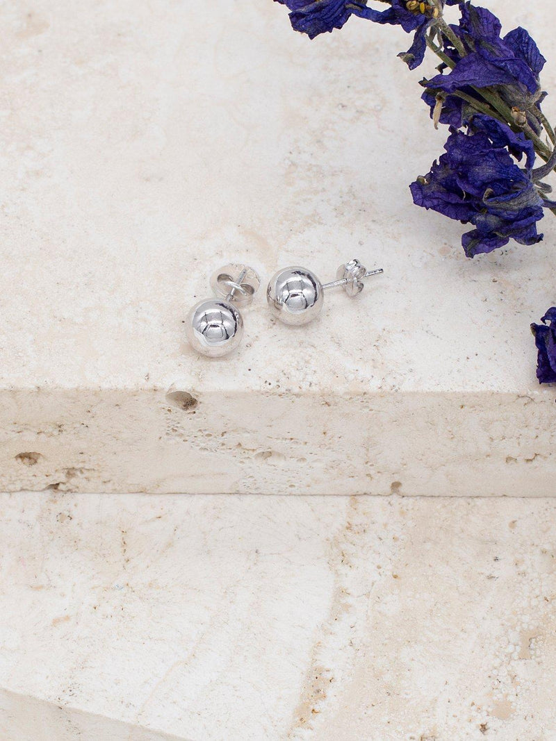 IBB 18ct white gold ball stud earrings (British brand)