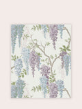 ورق حائط Laura Ashley بلون الخزامى الباهت (Wisteria) بحديقة، 10 أمتار - منتج بريطاني