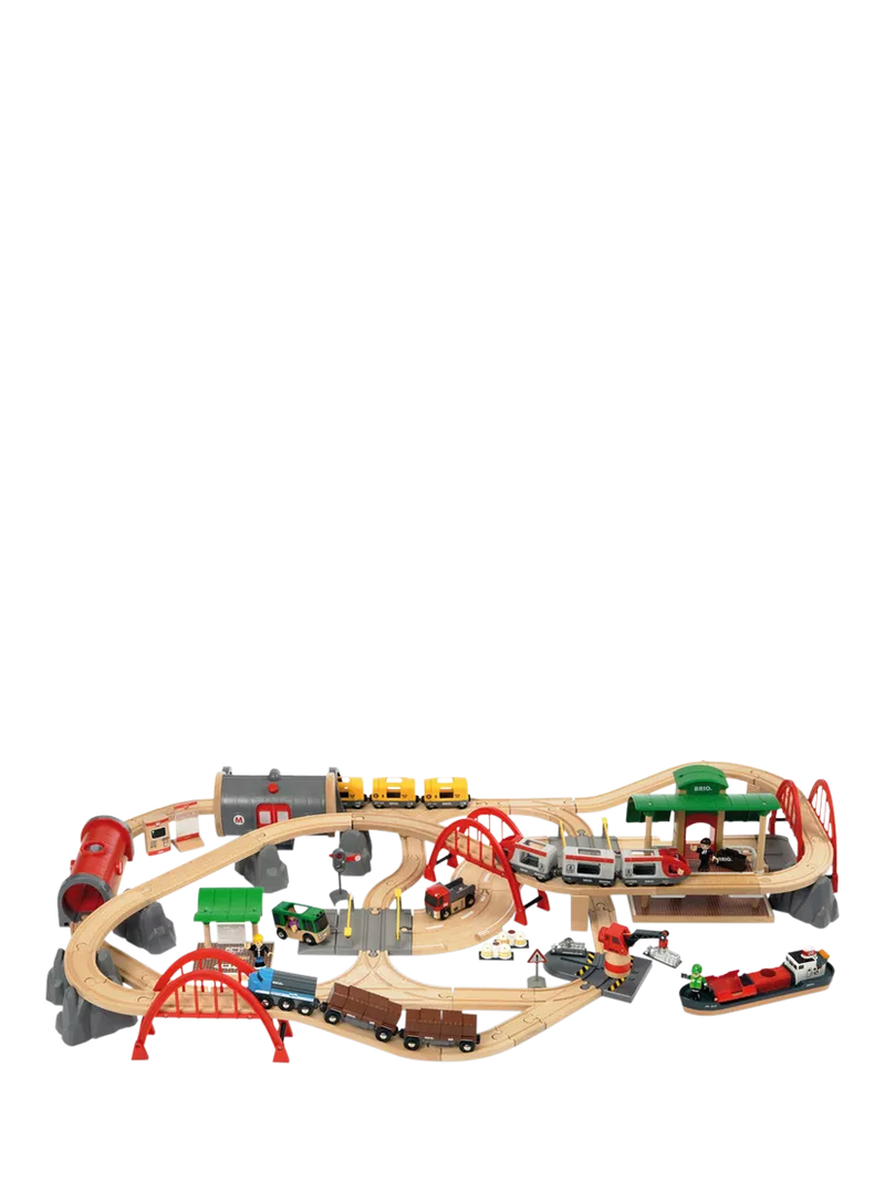 BRIO Deluxe Railway Set 87-piece wooden train set - British product