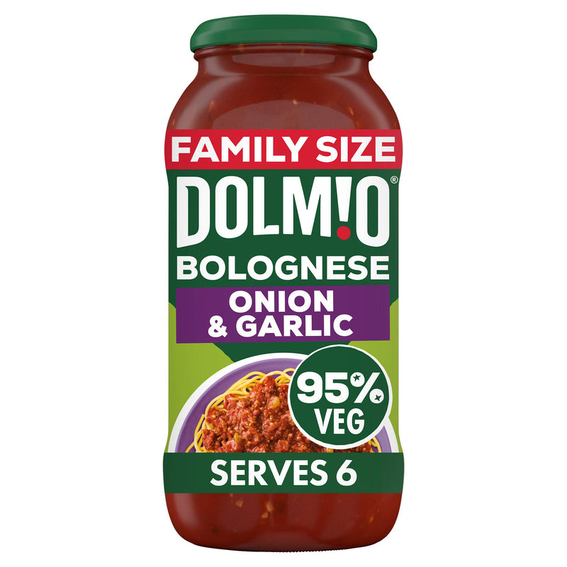 Dolmio onion garlic bolognese pasta sauce 675g, imported from the UK