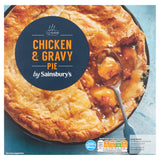 Sainsbury's family pie roast chicken and gravy 700g (British brand)