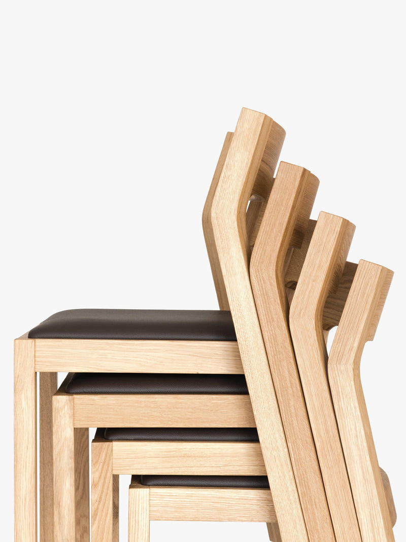 Case Profile dining chair oak leather seat, UK version