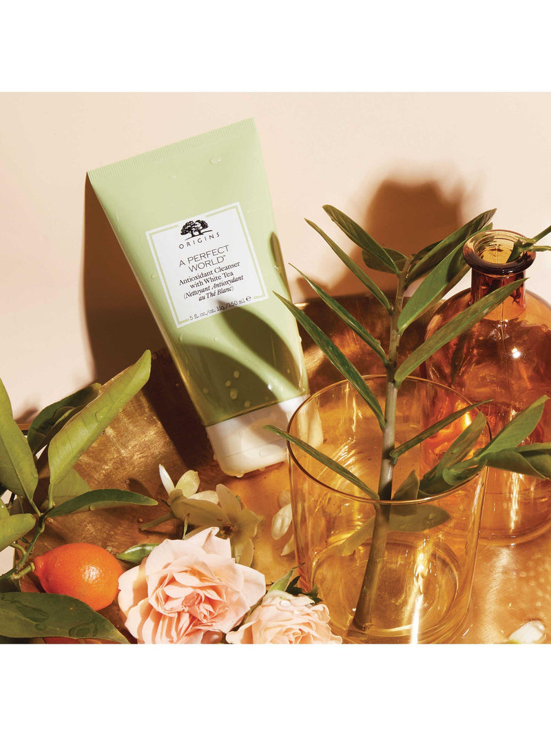 Origins Antioxidant Cleanser With White Tea 150ml, imported from the UK