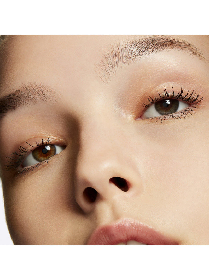 MAC Extended Play Gigablack Mascara 5.7g, imported from the UK