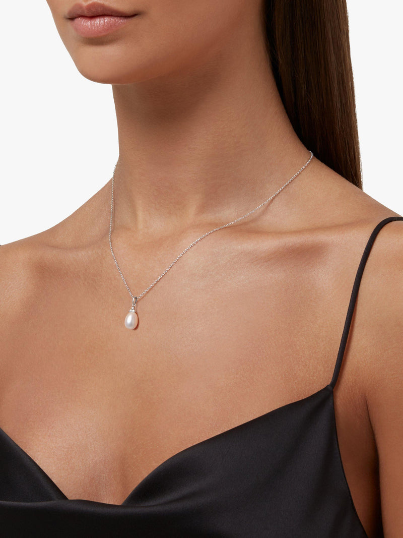 E.W Adams pendant necklace with diamond and pearl in 9ct white gold, imported from the UK