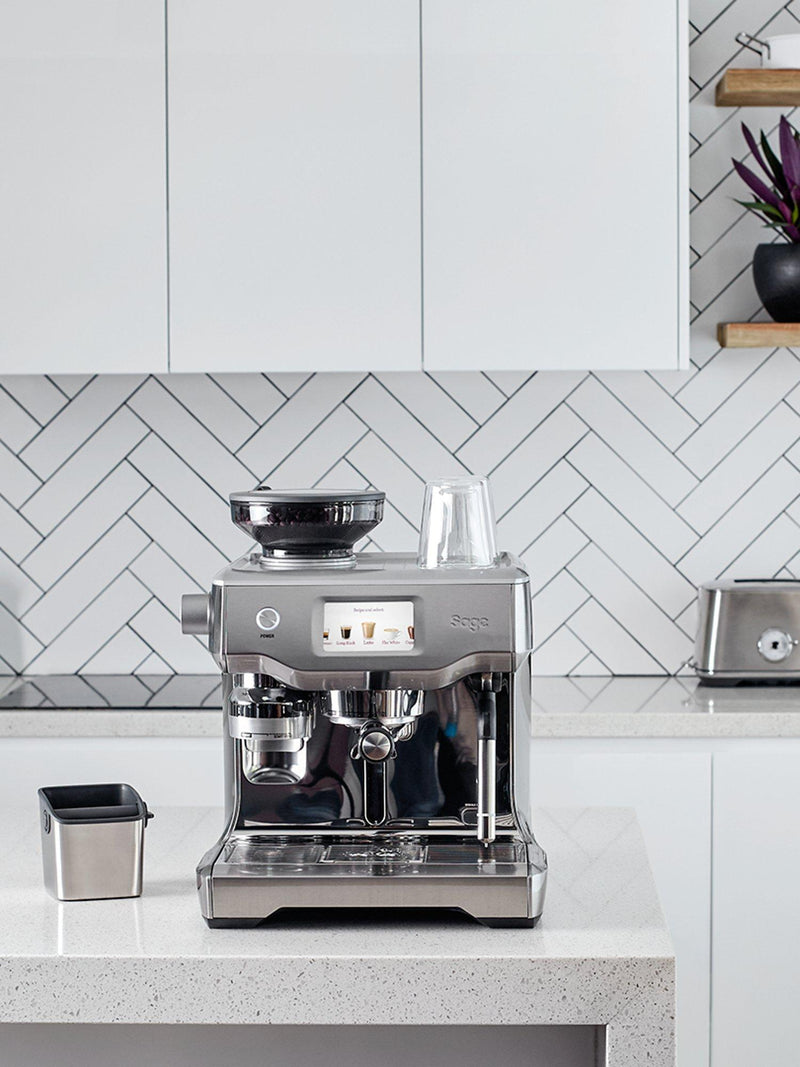 Sage Oracle Touch Fully Automatic Coffee Machine (British brand)