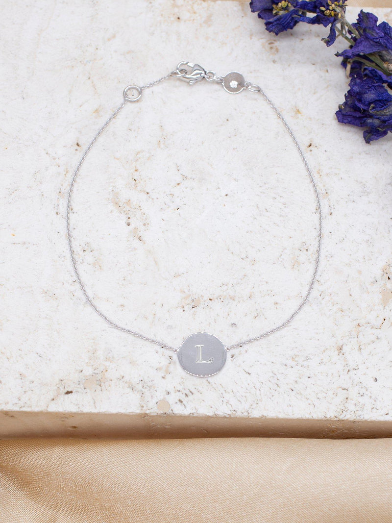 IBB personalised 9ct gold disc initial chain bracelet, imported from the UK