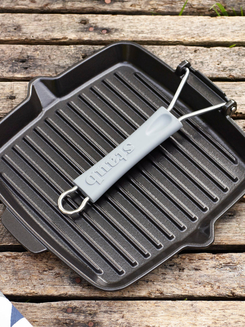 STAUB square grill pan 24cm black cast iron, imported from the UK