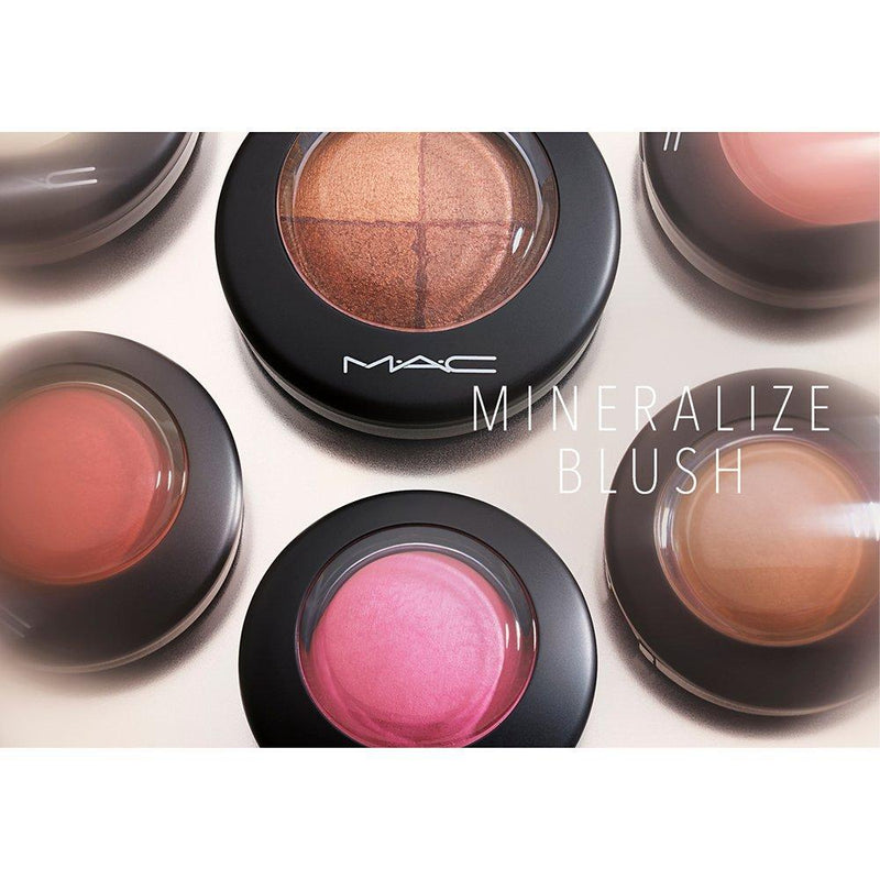 MAC 187S Duo Fibre makeup brush, imported from the UK