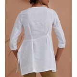 Vogue sewing pattern 9317 for women's tops, UK version