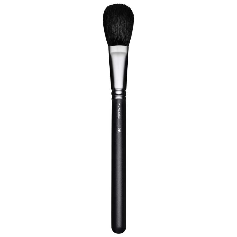 MAC 129S powder and blush brush, UK version