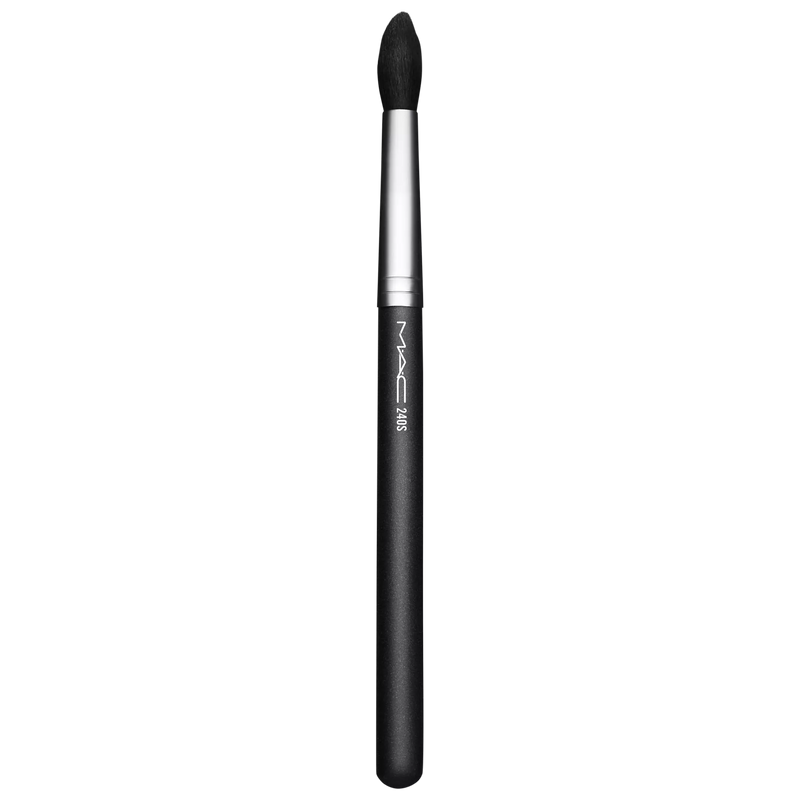 MAC 240S large tapered eyeshadow brush (British brand)