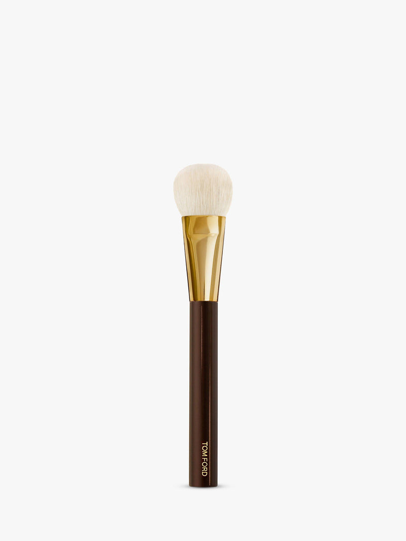 TOM FORD cream foundation brush 02 (British brand)