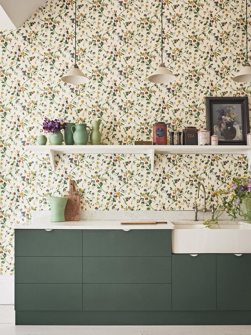 Cole & Son Sweet Pea wallpaper - British product
