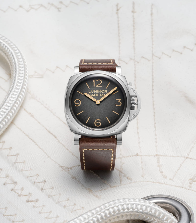 Panerai Luminor Tre Giorni 47mm stainless steel watch - British product