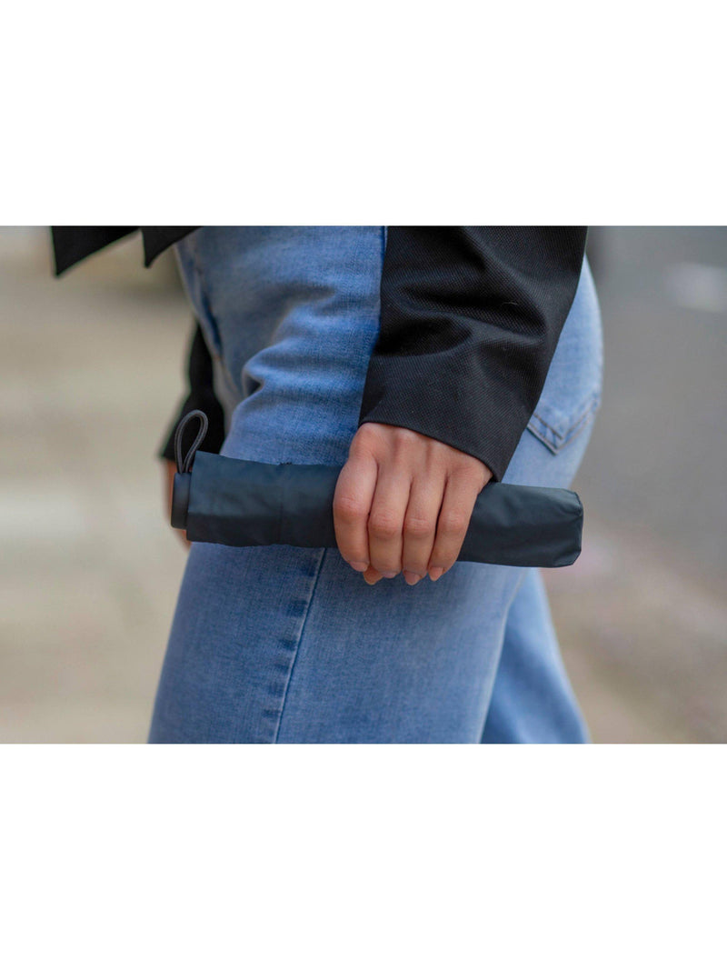 Fulton black compact umbrella 86g, UK version