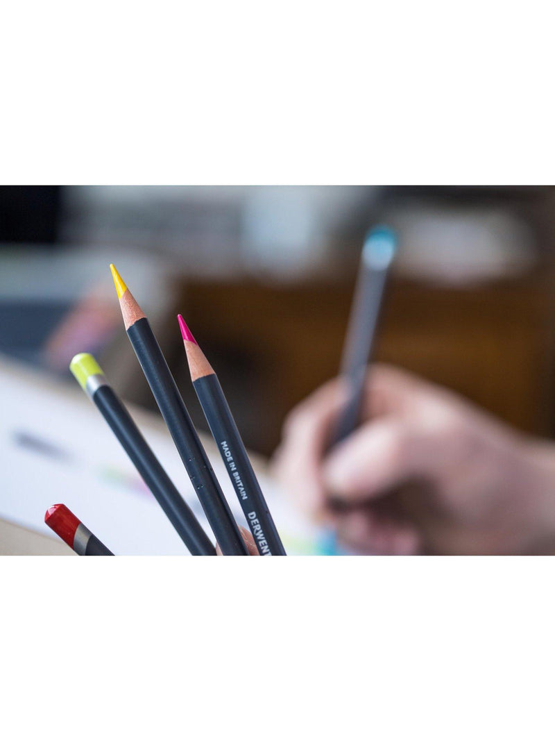 Derwent Procolour coloured pencils 24-piece tin - British product