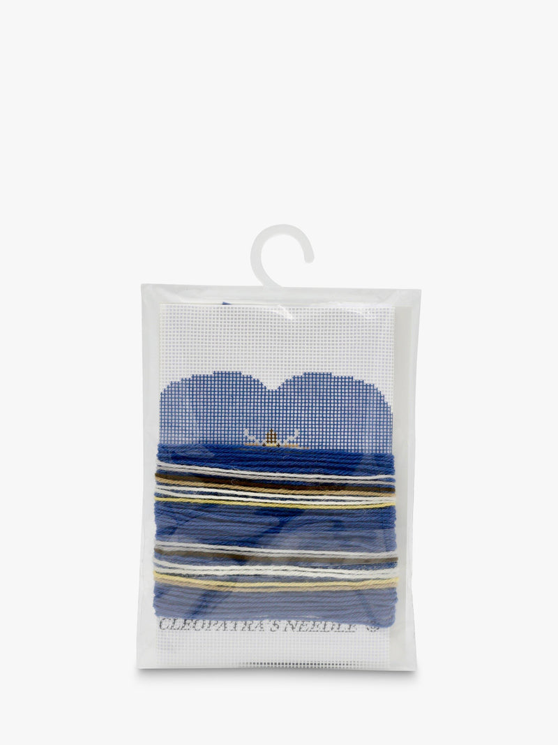 Cleopatra's Needle tapestry kit lavender bee heart 13x15cm, imported from the UK