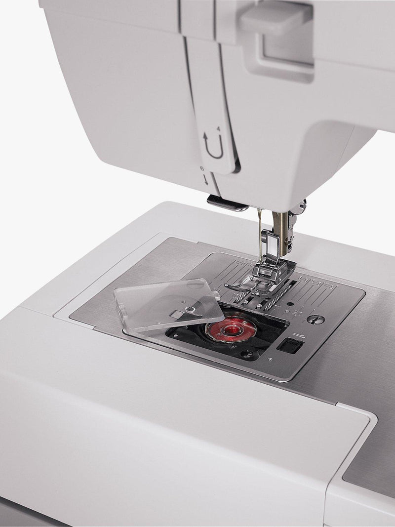 Singer Heavy Duty 5523 sewing machine - British product