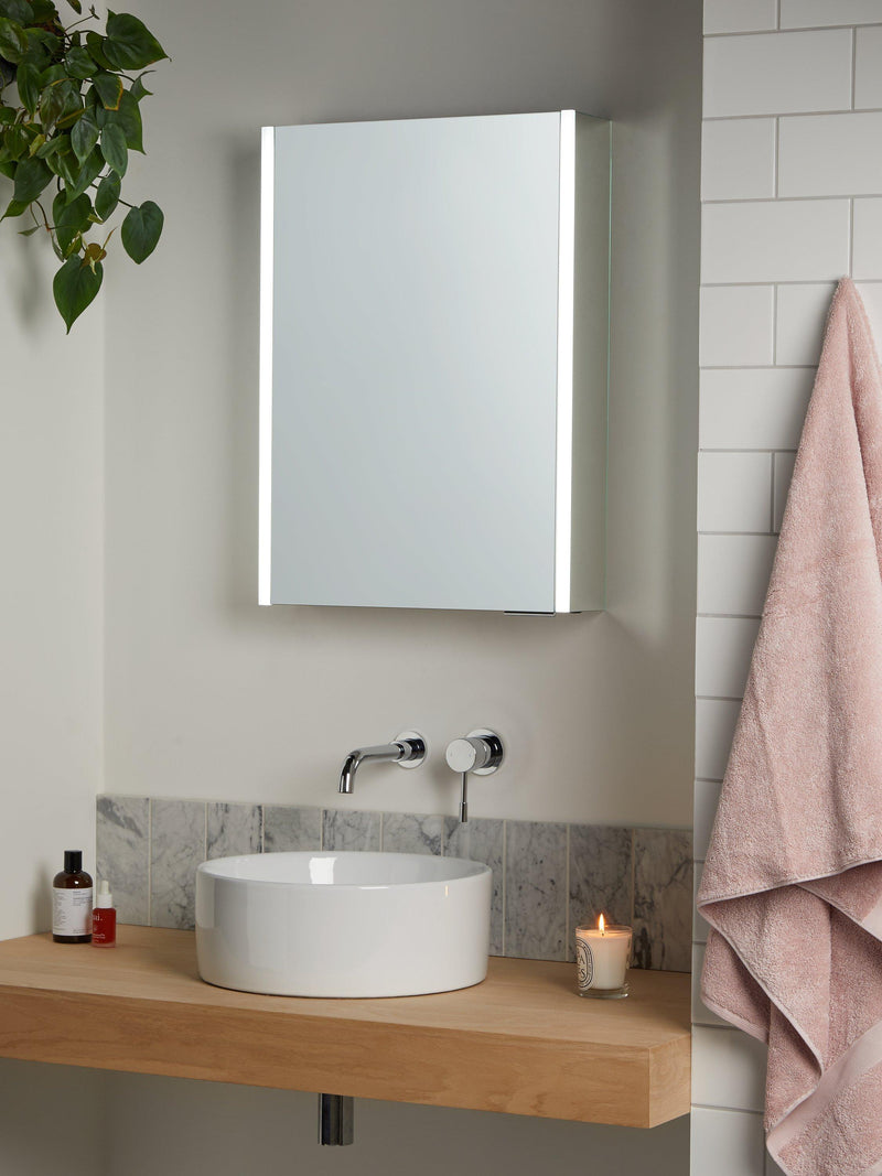 John Lewis mirrored illuminated bathroom cabinet H70xW50xD13cm - British product