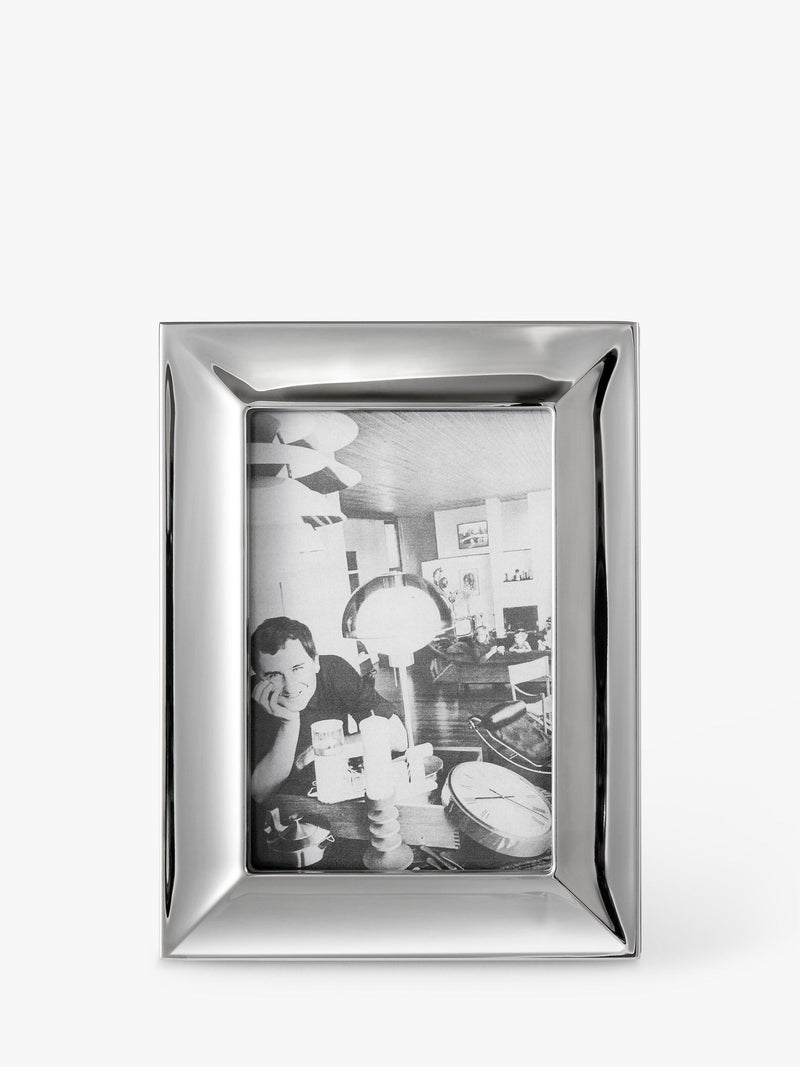 Robert Welch Vale photo frame 10 x 15cm, imported from the UK