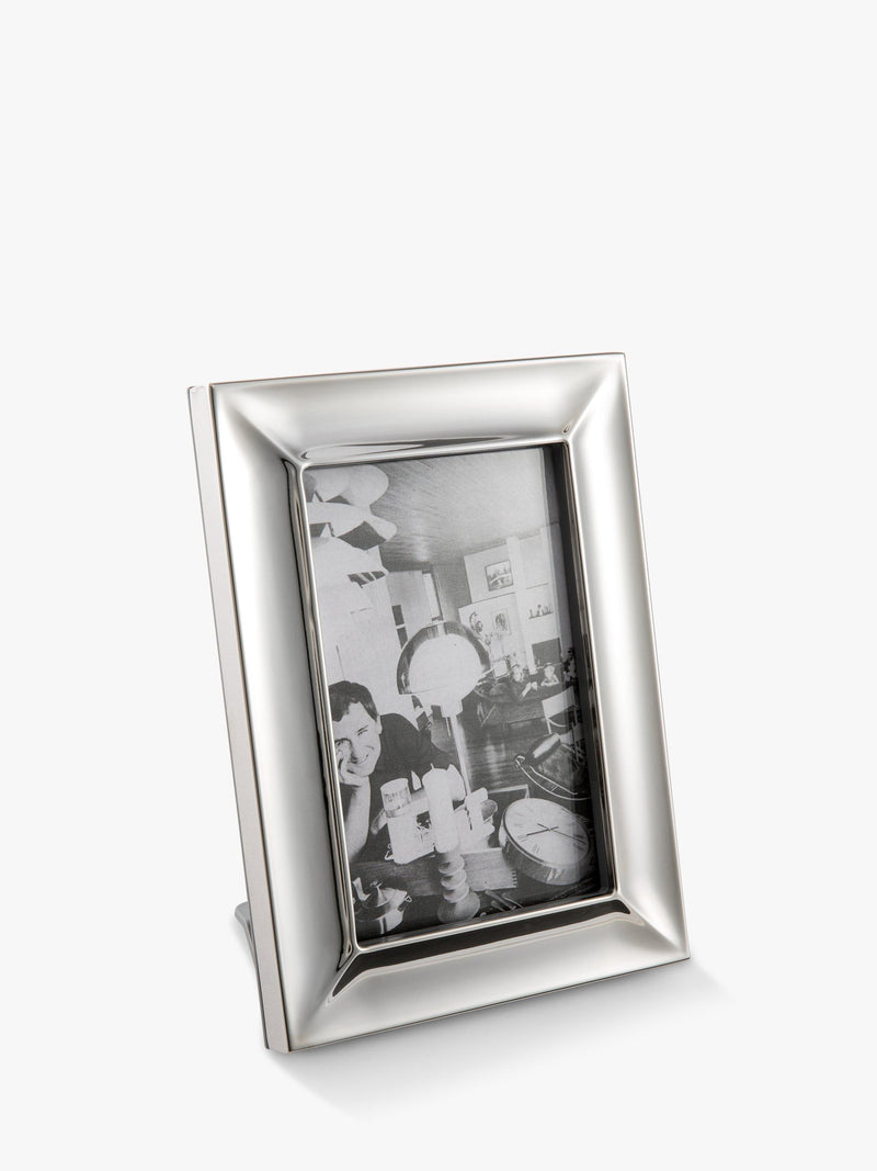 Robert Welch Vale photo frame 10 x 15cm, imported from the UK