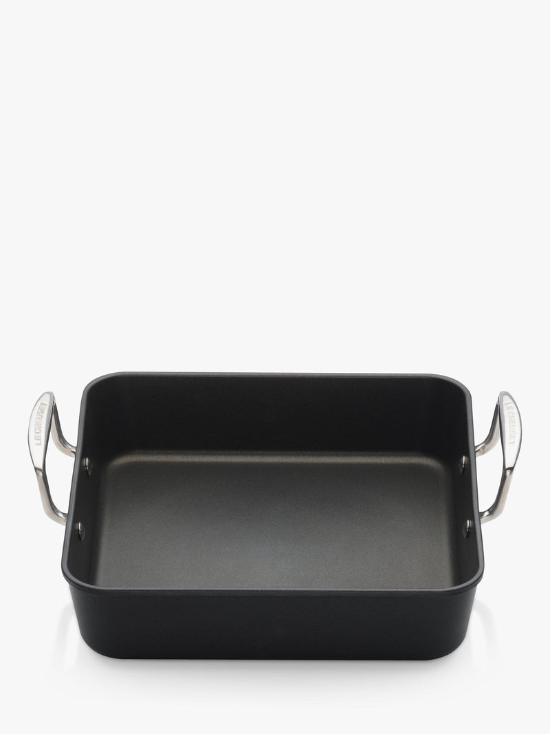 Le Creuset toughened non-stick square roaster 26cm, UK version