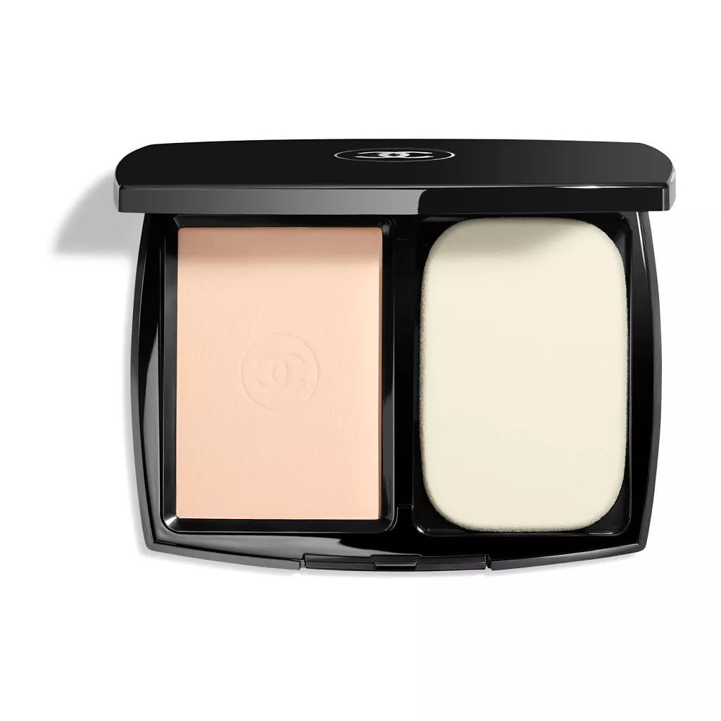 CHANEL Ultra Le Teint Ultrawear - All-Day Comfort Flawless Finish Compact Foundation - McGrocer