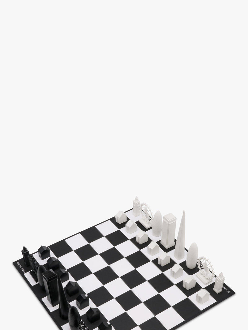 Skyline Chess London Edition chess set - British product