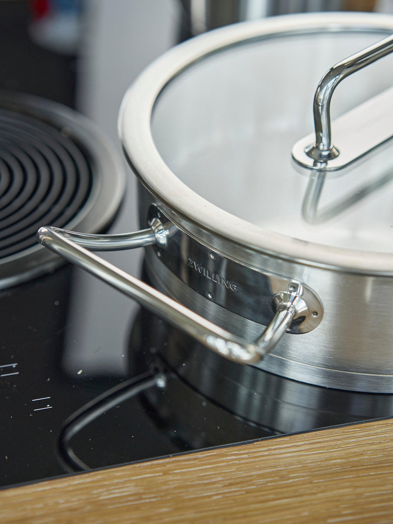 ZWILLING Pro stainless steel serving pan 24cm with glass lid (British brand)