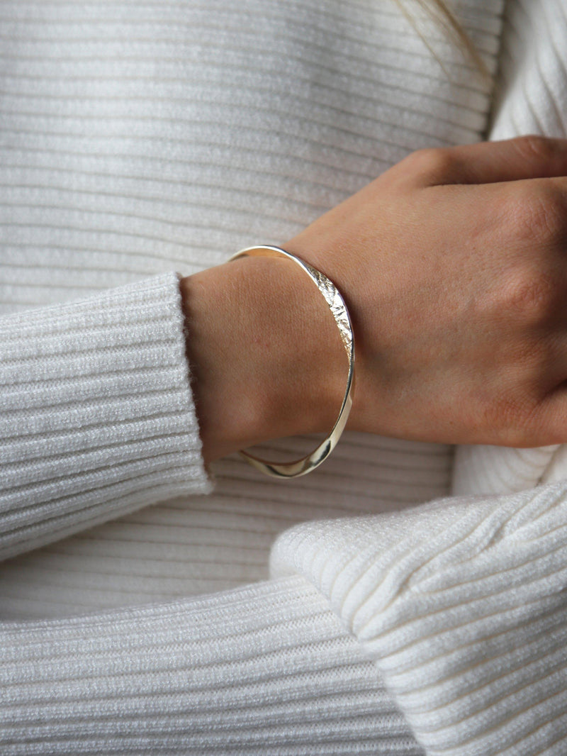 Tutti & Co textured twist bangle gold plated brass - British product