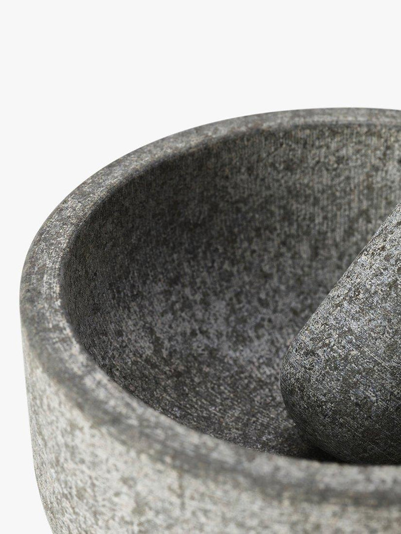 Joseph Joseph Dash granite pestle and mortar with bamboo lid, UK version