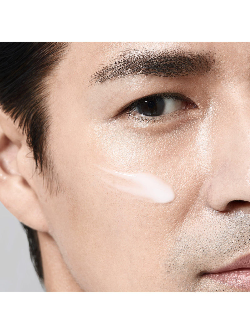 Shiseido men's energising moisturiser extra light fluid 100ml (British brand)